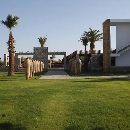 Aytas Hotel